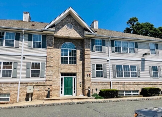 Foto del edificio - 124 Union Ave