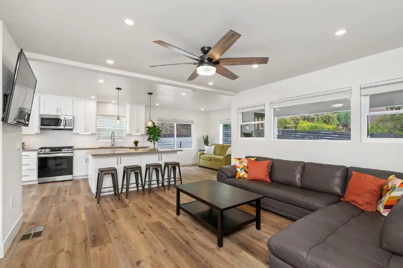 Primary Photo - 314 S Avenue 60