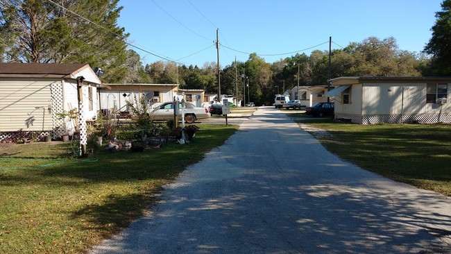 Foto del edificio - 25 SPACE MOBILE HOME PARK