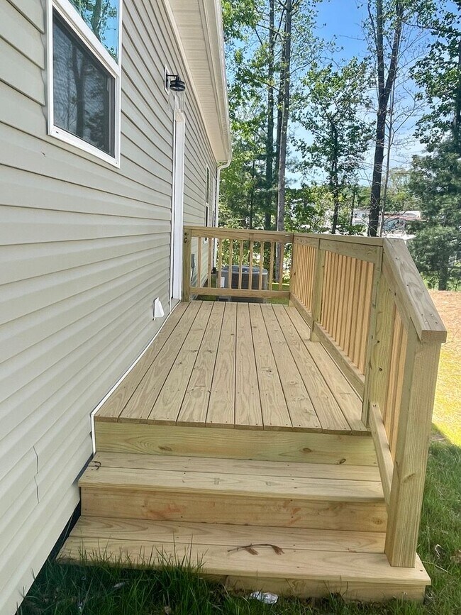 Foto del edificio - Brand New Home - Brooks Cove Subdivision -...