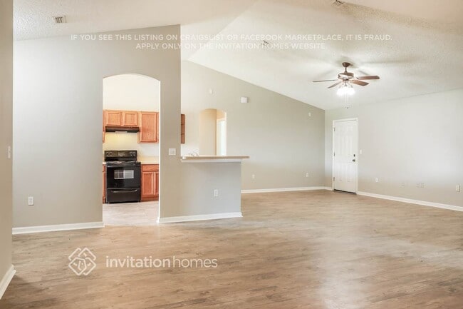 Building Photo - 9785 Oxford Station Dr