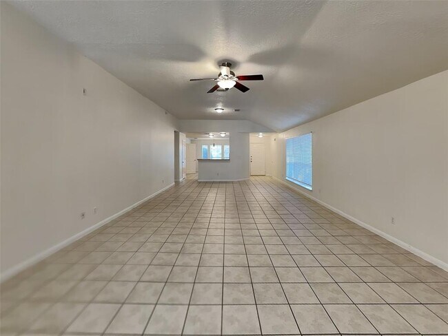 Foto del edificio - 10719 Scenic Dr