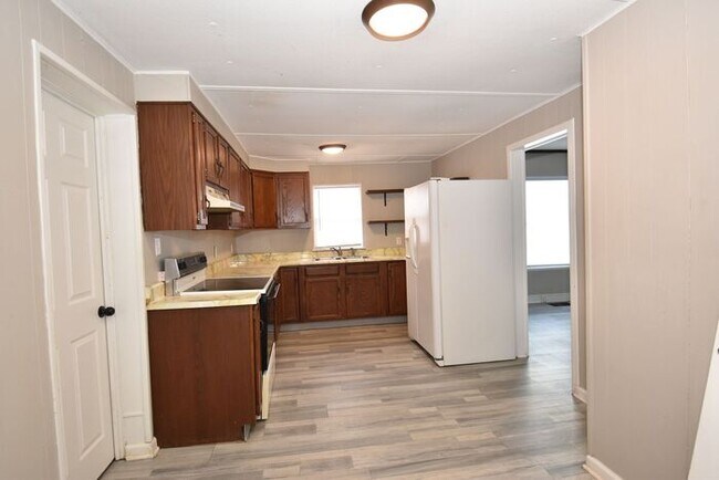 Foto del edificio - Mishawaka Near Parks and the Riverwalk 2 bedroom