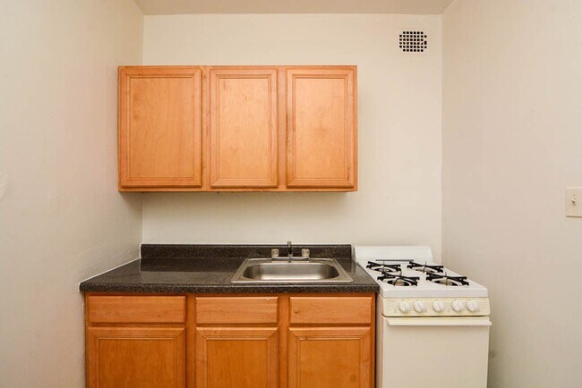 Foto del edificio - 4842 N Damen Ave
