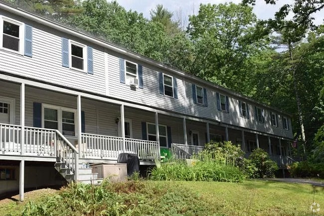 Building Photo - 18 Gould Ave
