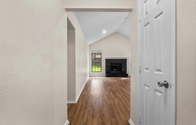 Building Photo - 3 Bed | 2 Bath in Owasso!