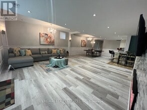 Building Photo - 20 Malaspina Cl