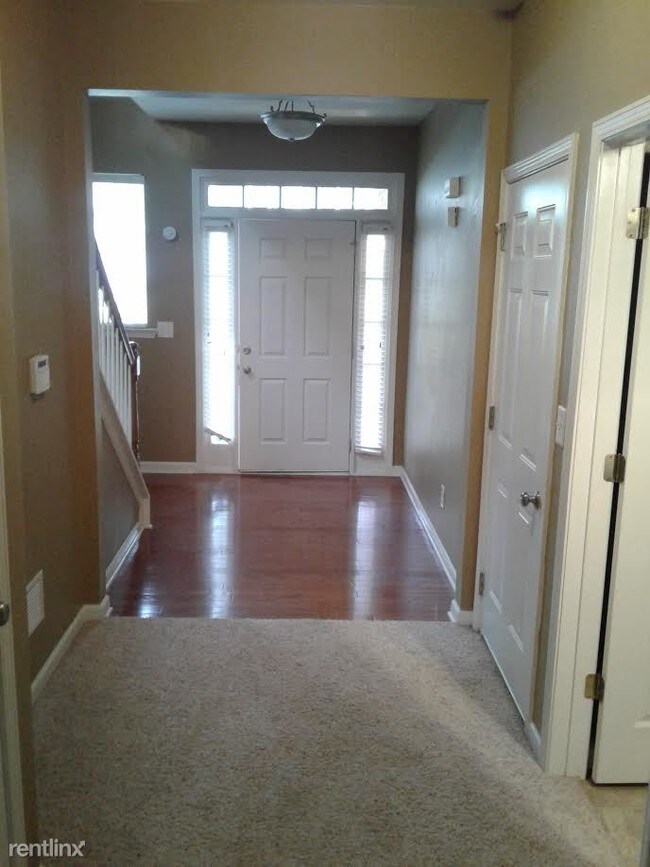 Building Photo - 997 Pierce Brennen Dr