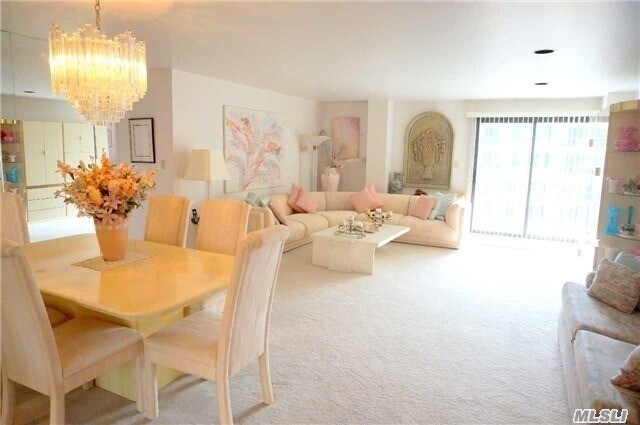 Foto del edificio - 360 Shore Rd