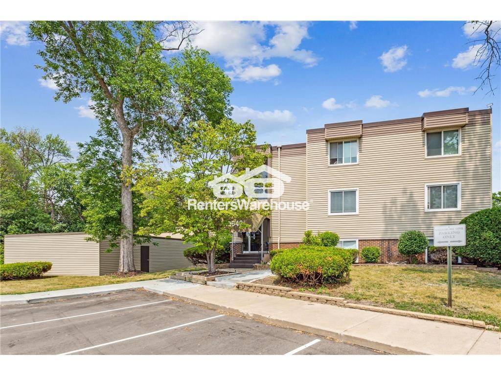 Foto principal - 10840 Rockford Rd