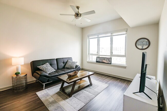 Foto del edificio - 225 S Poplar St