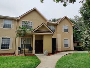 Building Photo - 858 Grand Regency Pointe