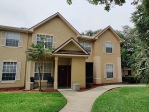 Building Photo - 858 Grand Regency Pointe