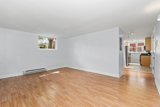 Foto del edificio - 2624 W Catalpa Ave