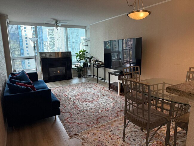 Photo du bâtiment - 1328 W Pender St