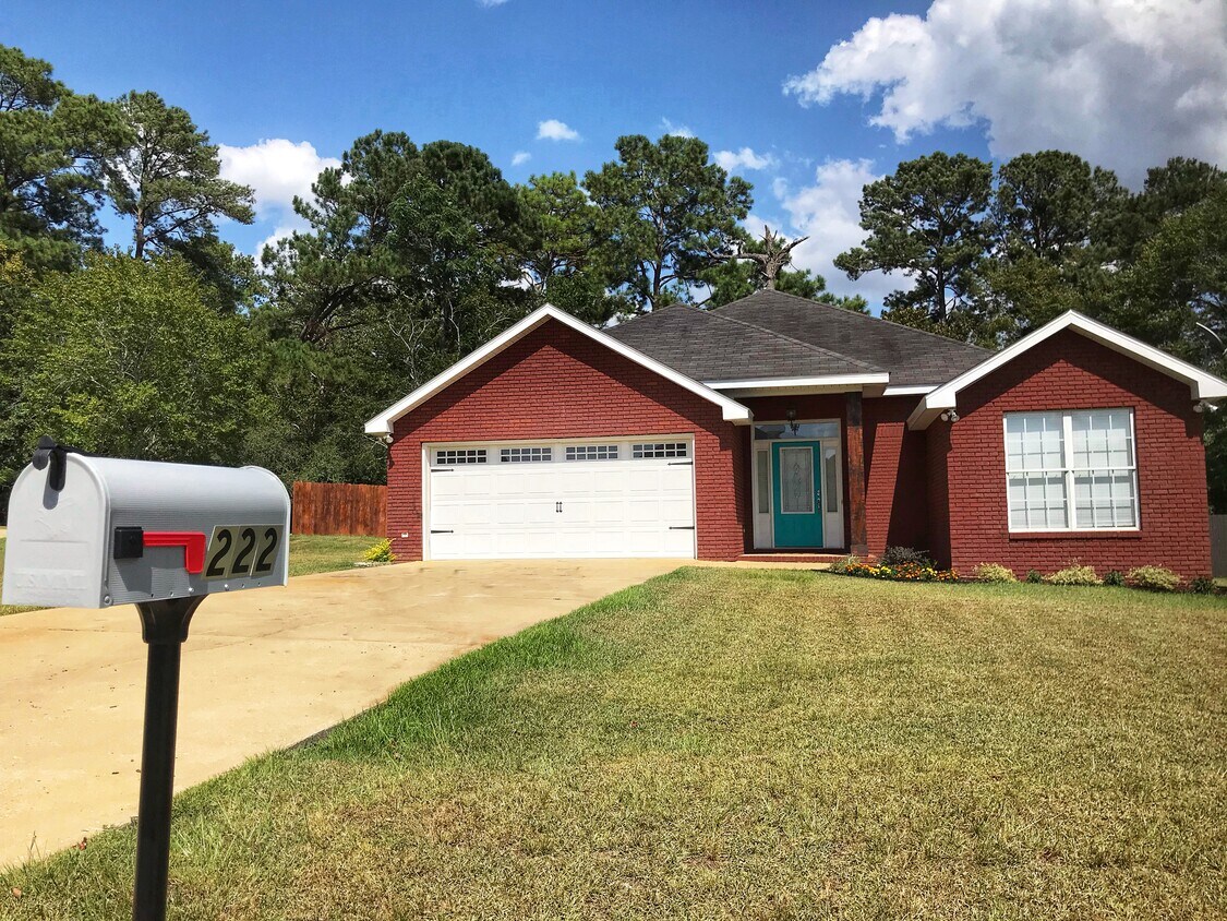 222 Brushfire Dr, Dothan, AL 36305 House Rental in Dothan, AL