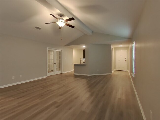 Building Photo - 23048 Shakespeare Dr
