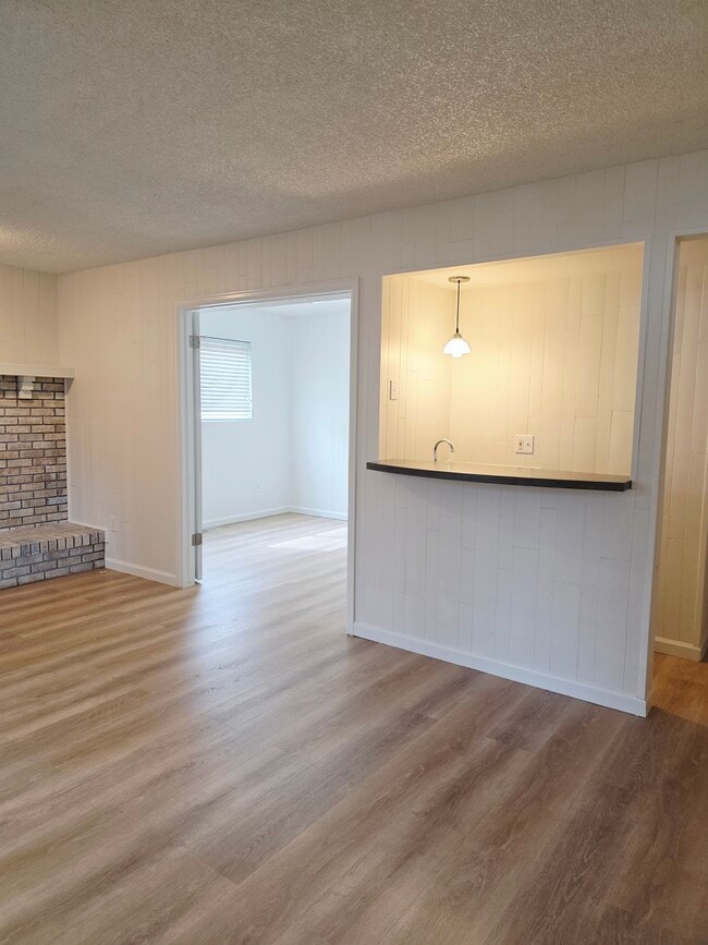 Foto del edificio - 5880 S Kingston Way