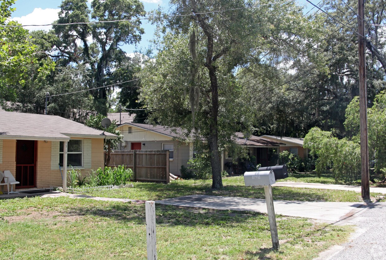 Foto del edificio - 1507 E 128th Ave