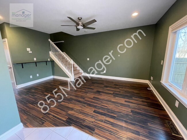 Foto del edificio - Explore a unique living experience in Keeg...