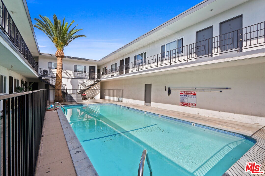 Foto principal - 115 N Oak St