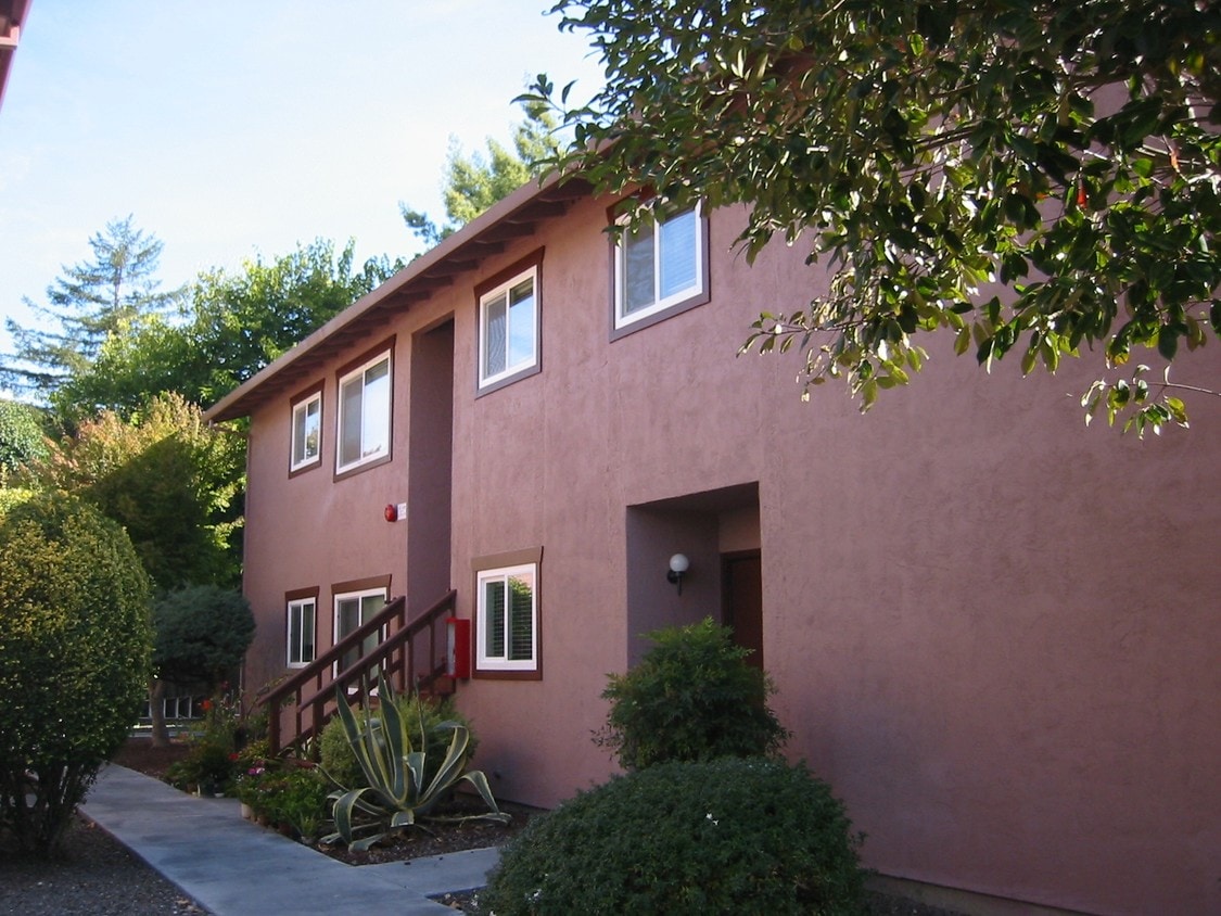 Building Photo - 7488 Bridgit Dr