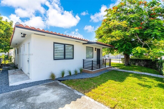 Foto del edificio - 1293 SW 22nd Ave