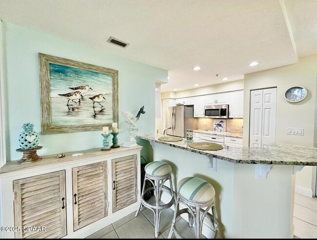 Foto del edificio - 4620 Riverwalk Village Ct