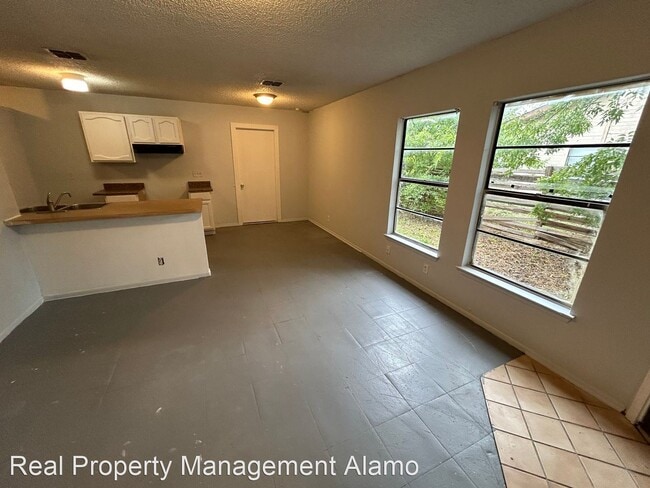 Building Photo - 2 br, 1 bath House - 6921 Belforest