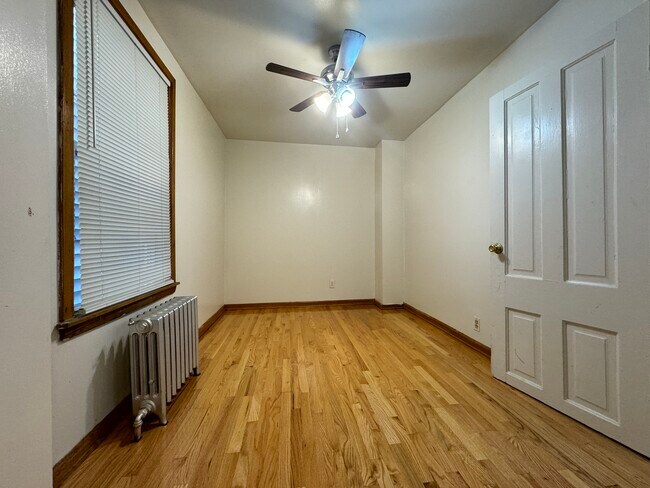 Master Bedroom - 3118 N Central Park Ave