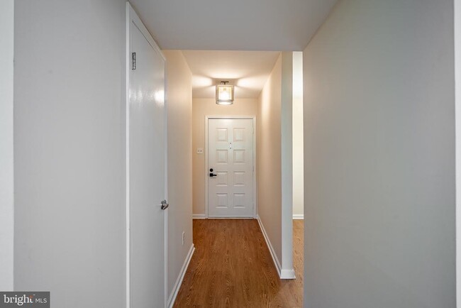 Building Photo - 1504 Linden Way
