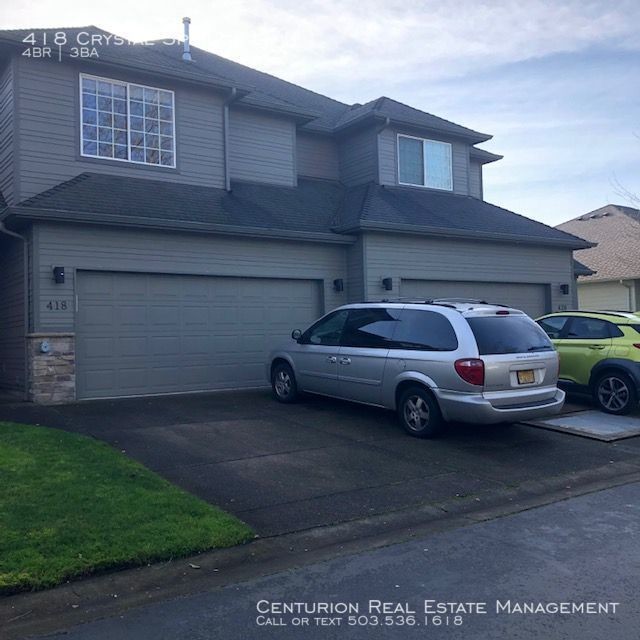 Foto del edificio - 418 Crystal Springs Ln N