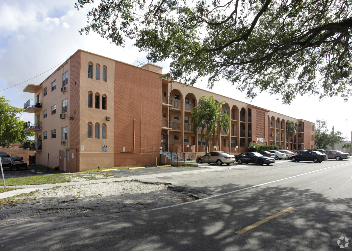 Building Photo - Monterey Apartments