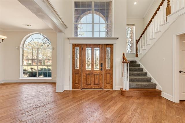 Foto del edificio - 608 Hawthorn Cir