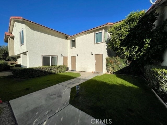 Foto del edificio - 74606 Driftwood Dr