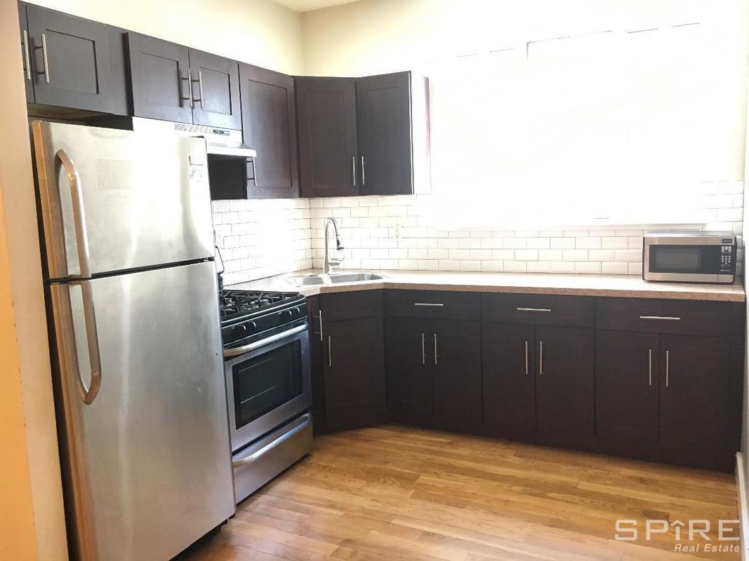Primary Photo - 355 E 48th St