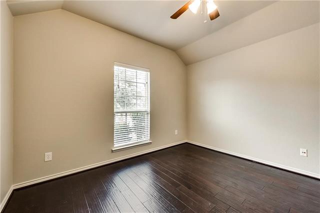 Building Photo - 10213 Canyon Lk