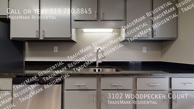 Building Photo - 3102 Woodpecker Ct