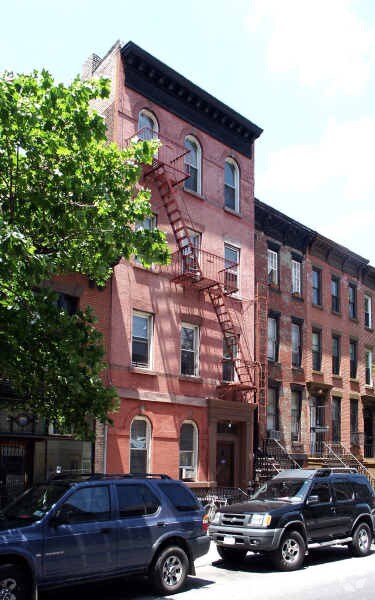 Primary Photo - 60 6th Ave