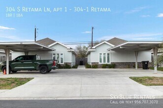 Building Photo - 304 S Retama Ln