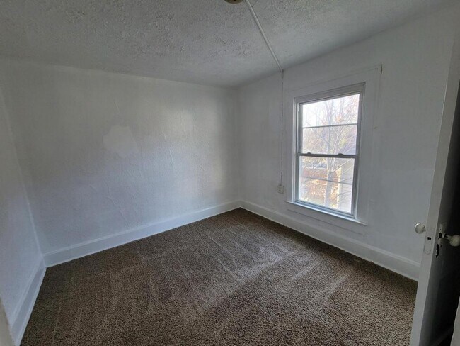 Building Photo - 1145 Belleview PL