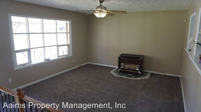 Building Photo - 211 Inglenook Cir