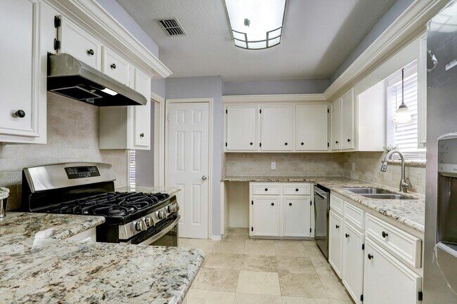 Foto del edificio - 1106 Western Springs Dr