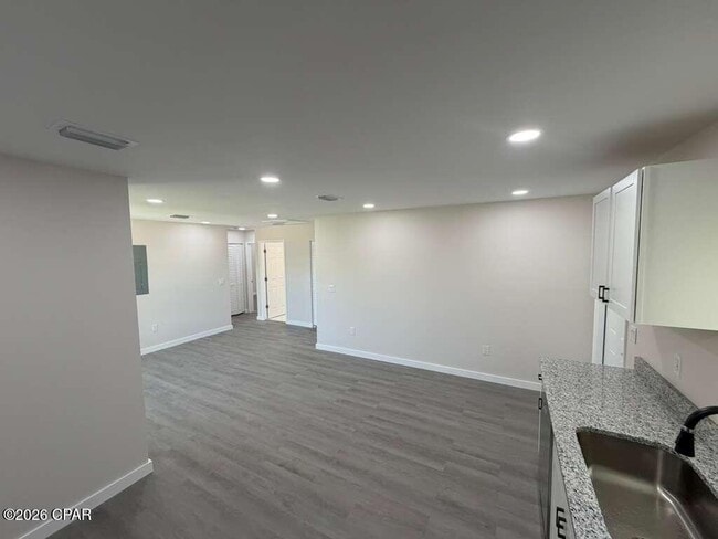 Foto del edificio - 208 Kraft Ave