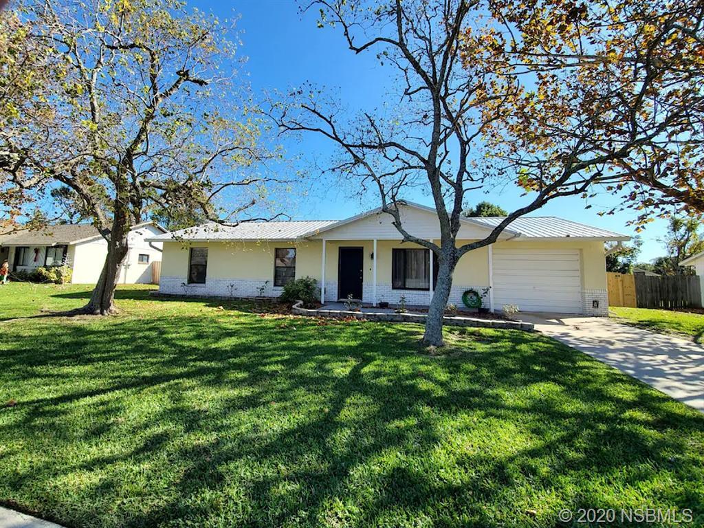 Primary Photo - 1310 Dexter Dr W