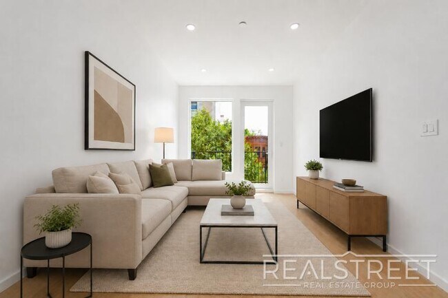 Foto del edificio - 2 Bed/ 2 Bath Penthouse Private roof deck