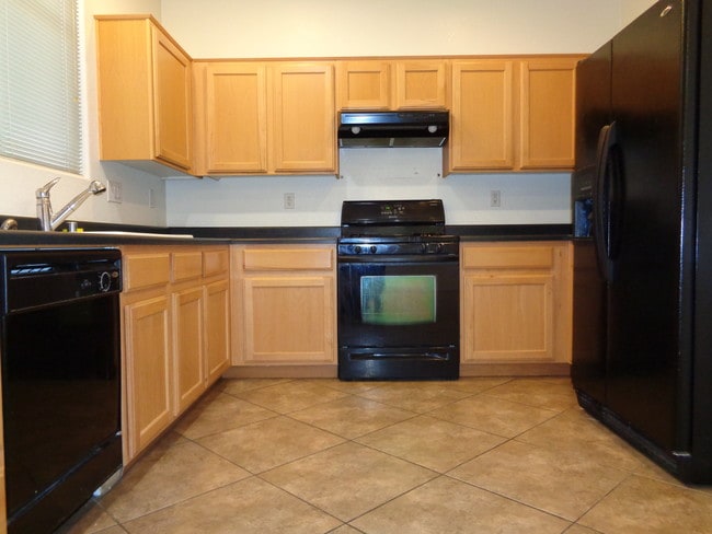 Building Photo - 7763 Hampton Cove Ln