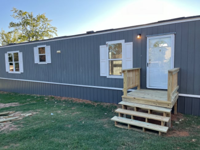 Building Photo - 28160-2S550 S 550 Rd