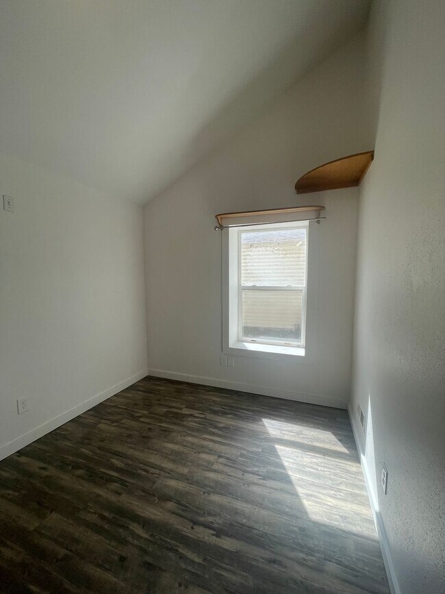 Foto del edificio - 1214 Remington St