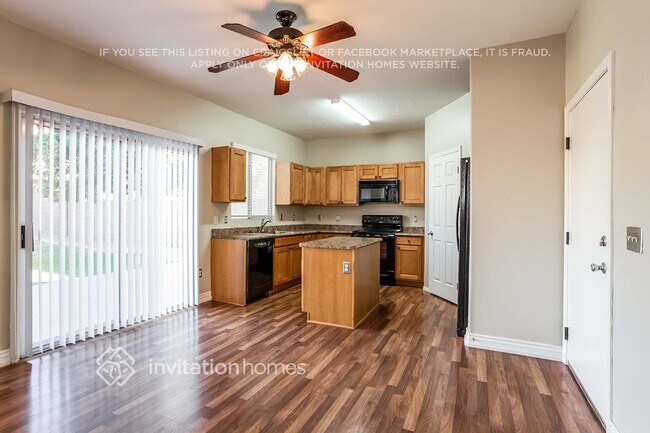 Foto del edificio - 10660 E Portobello Ave